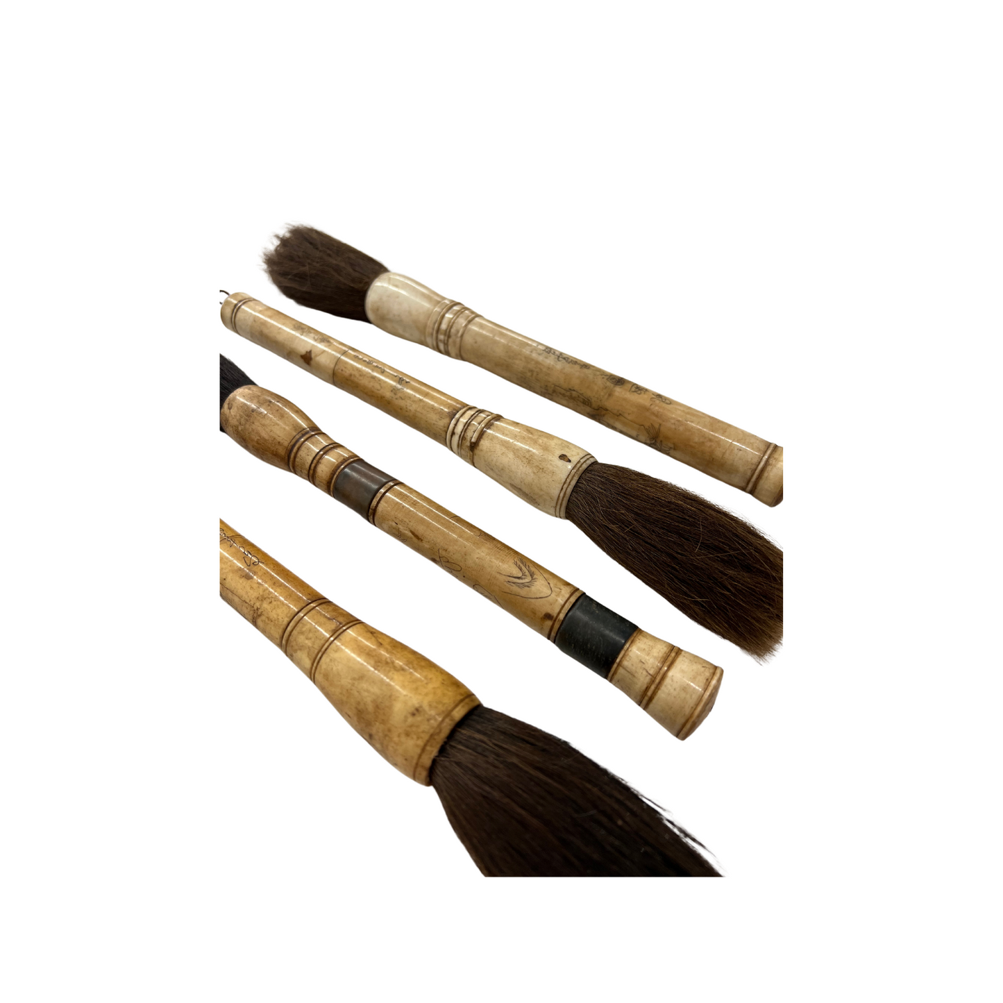 Pierre II Vintage Brushes