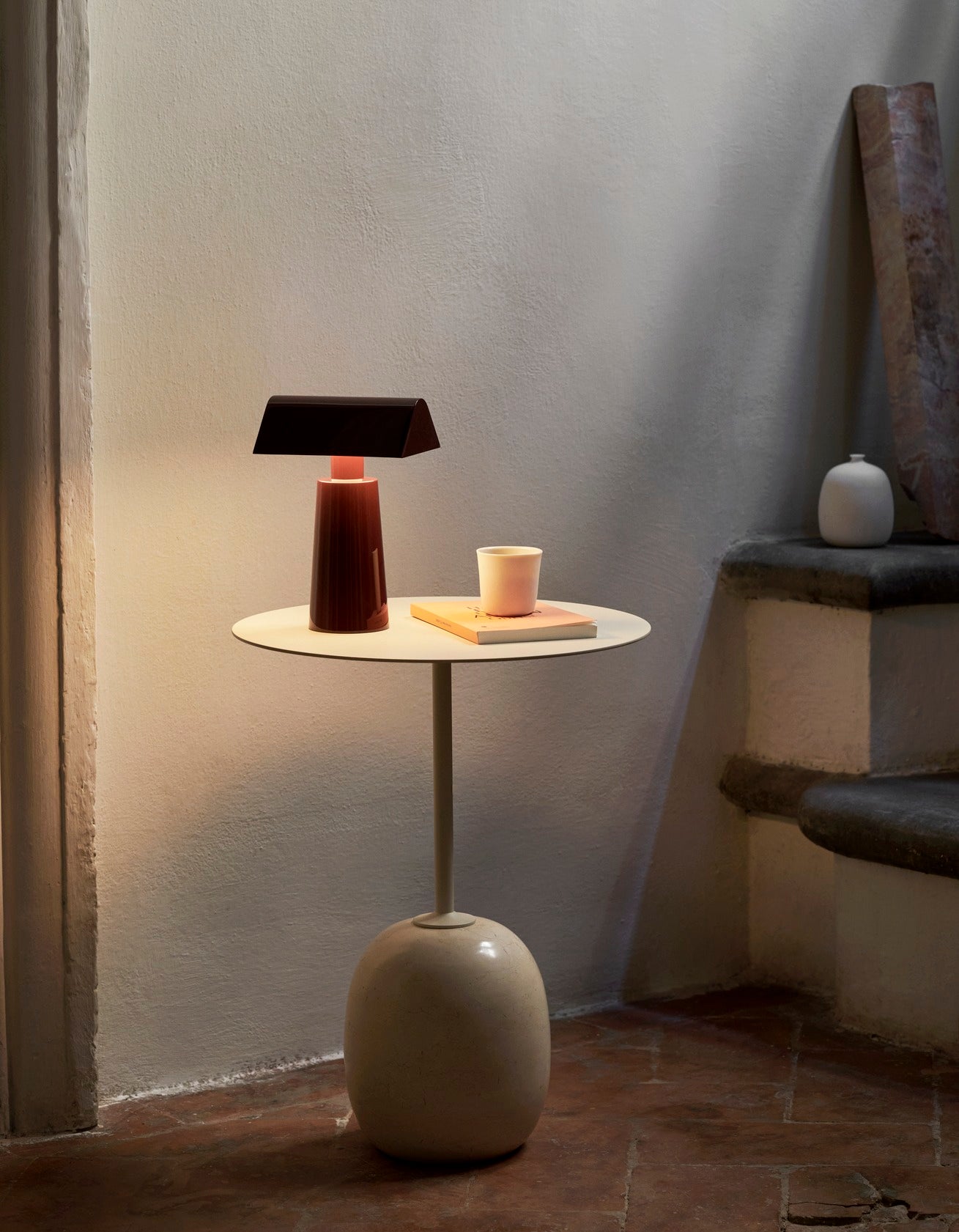 Caret Cordless Table Lamp