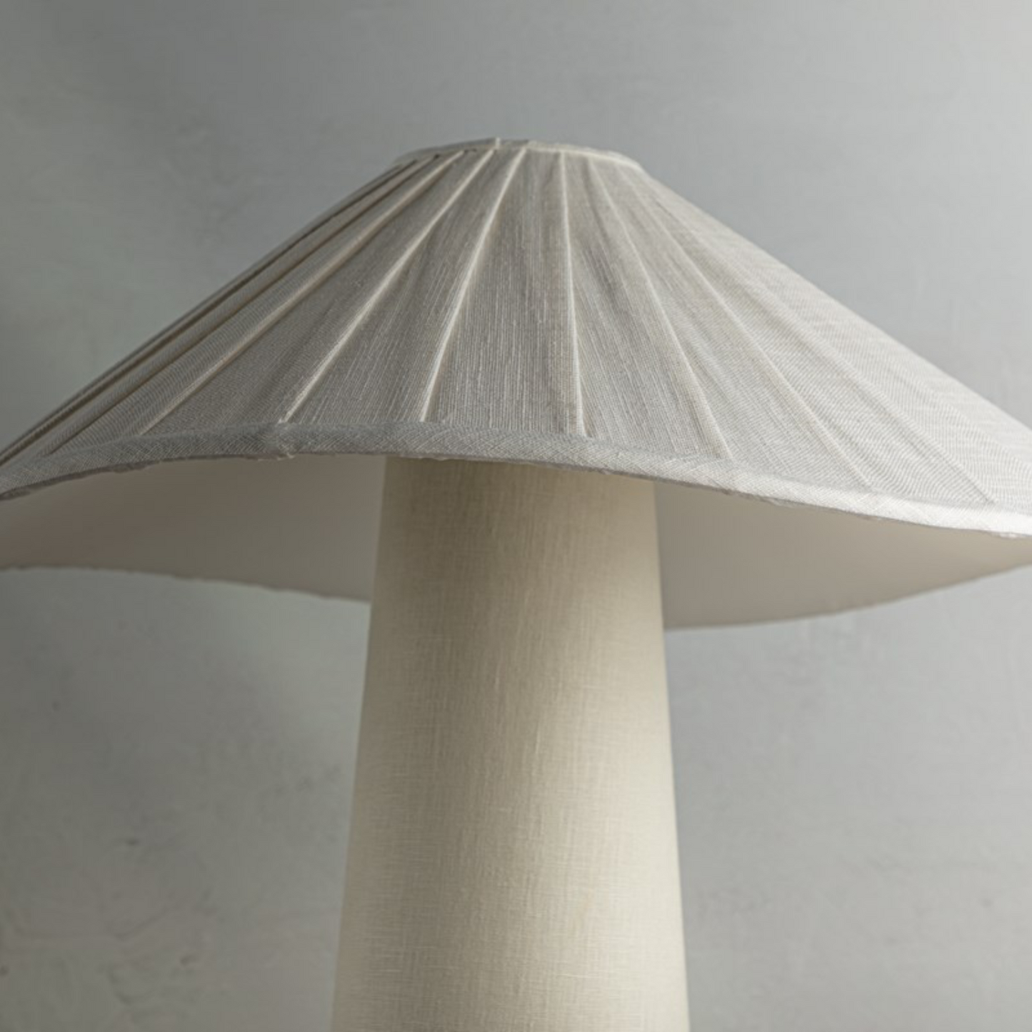 Chanterelle Table Lamp